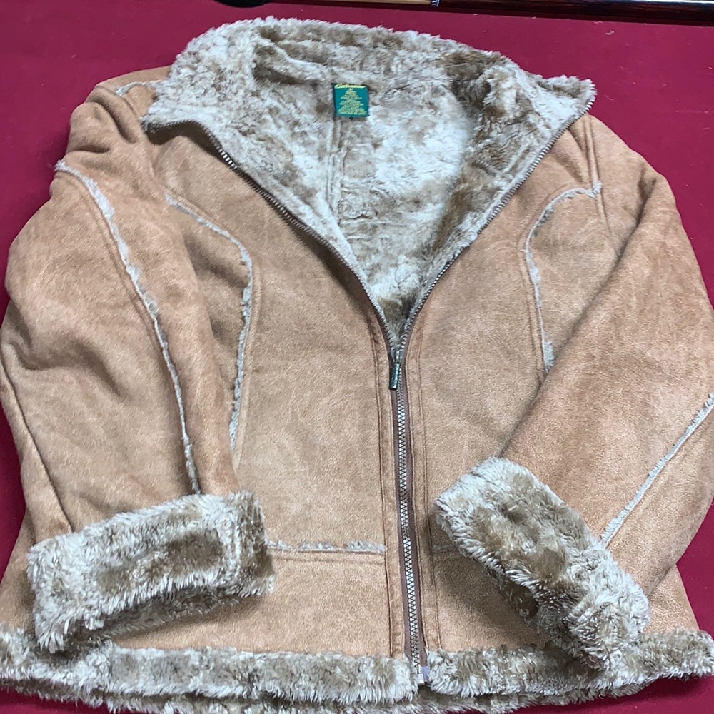 Cabellas Jacket/ Coat